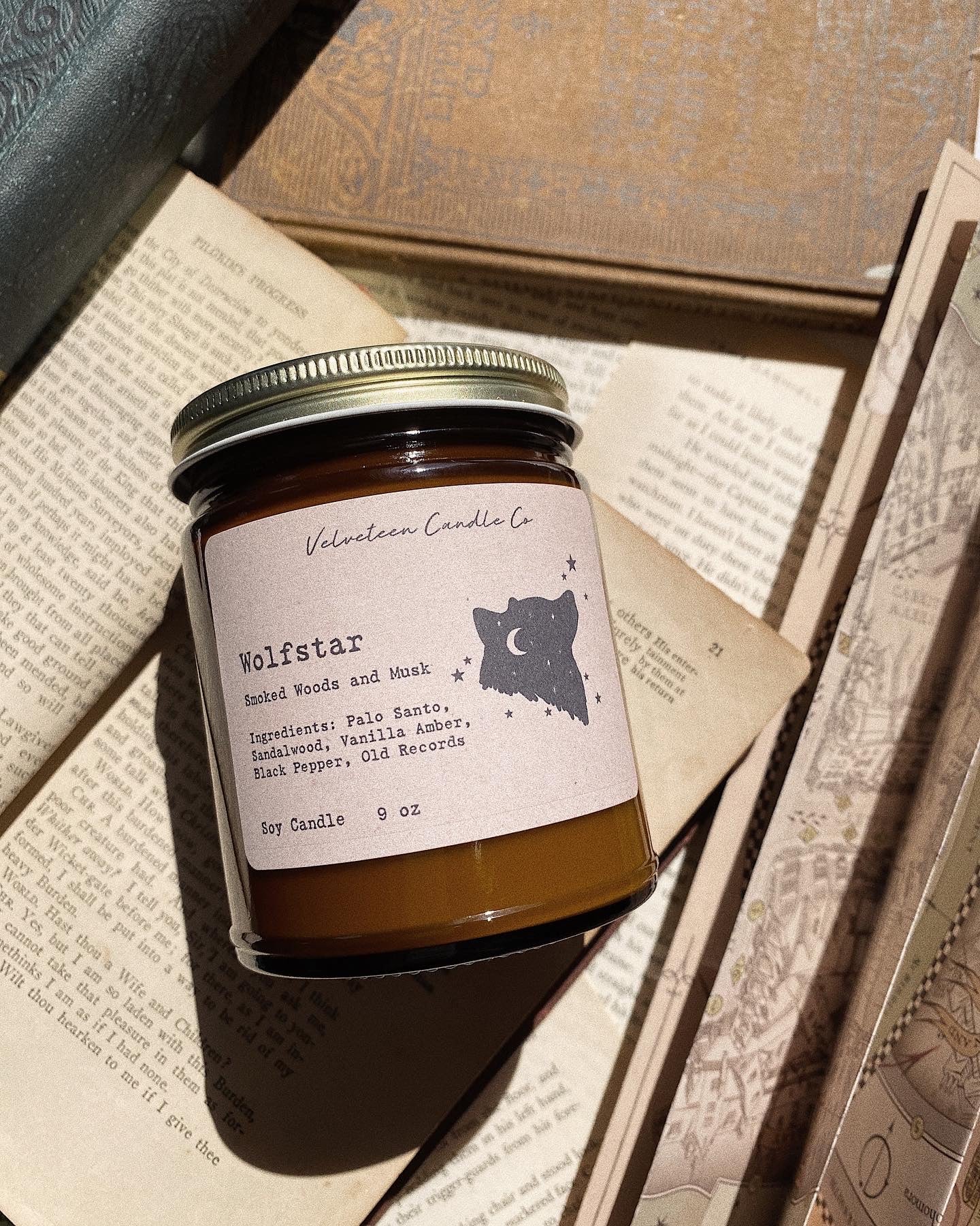 Wolfstar - 9 oz Wax Candle